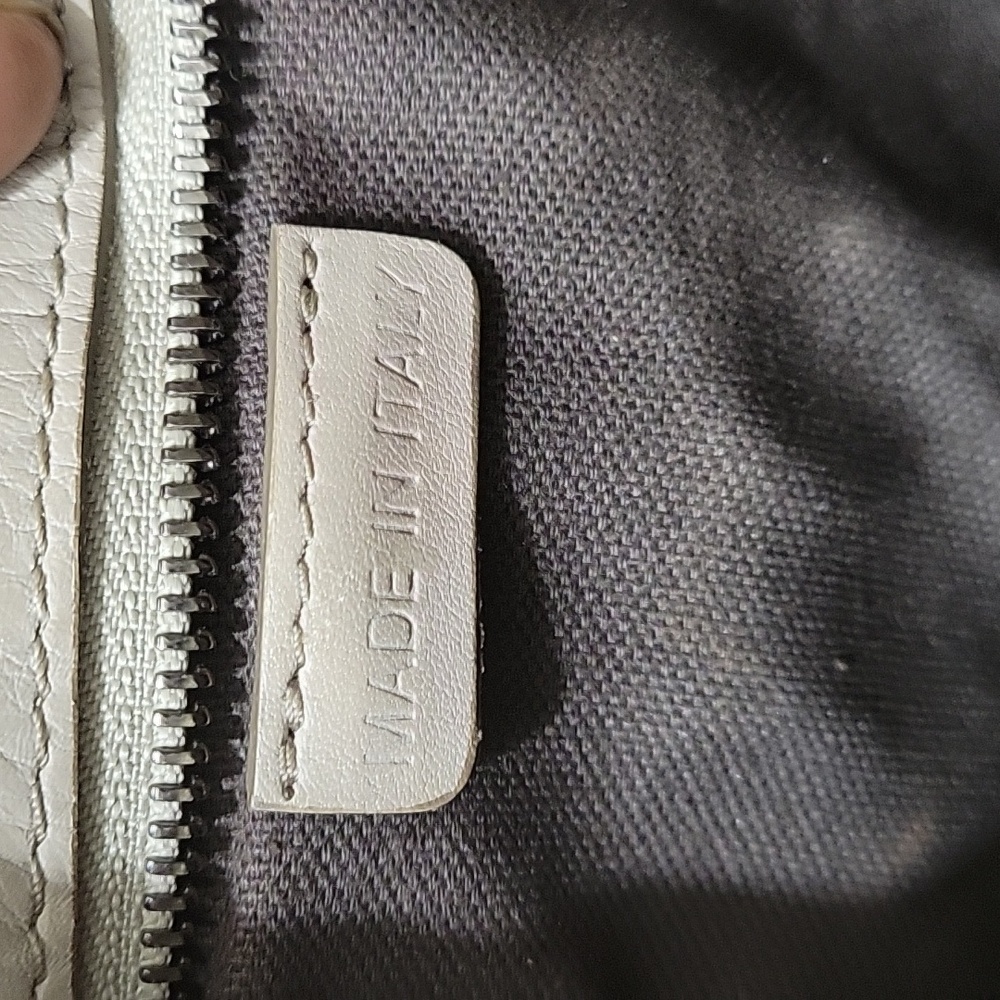 BURBERRY BAG AUTHENTIC VINTAGE EUC - Picture 8 of 11